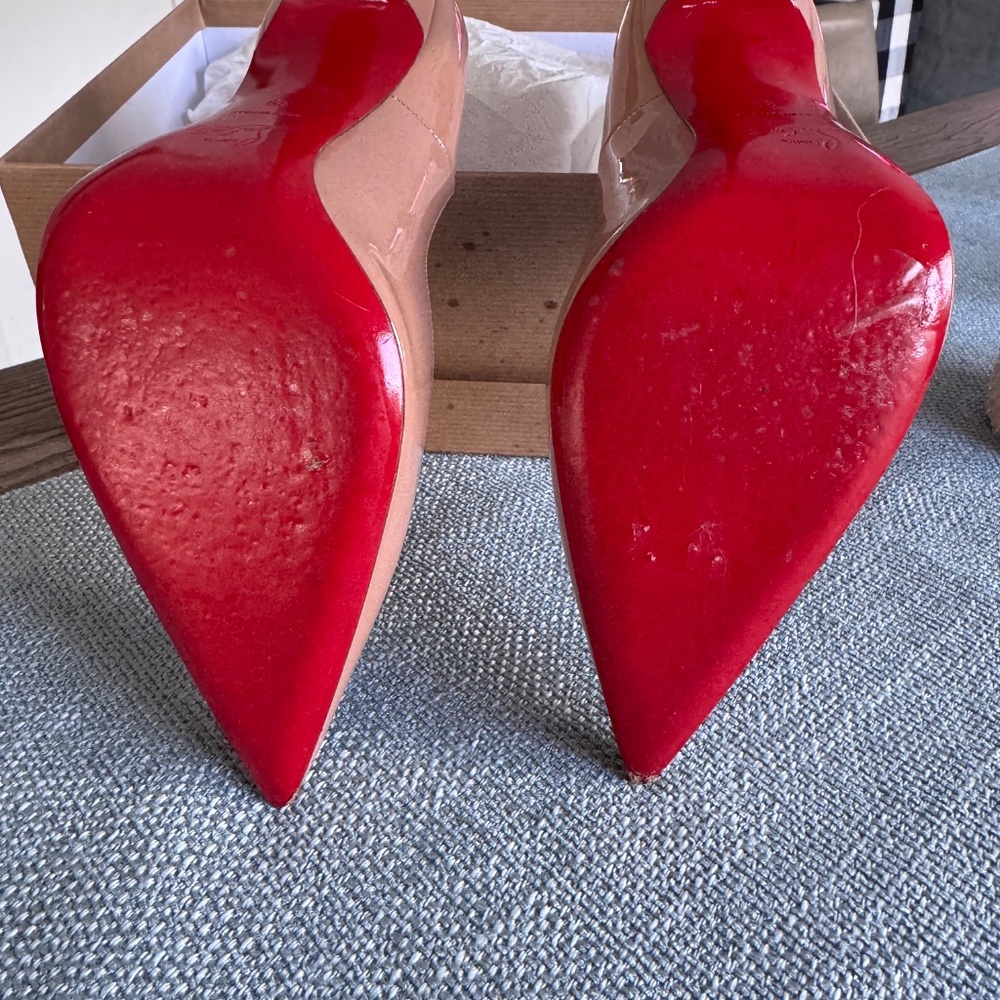 Christian Louboutin So Kate Heels - Picture 5 of 12